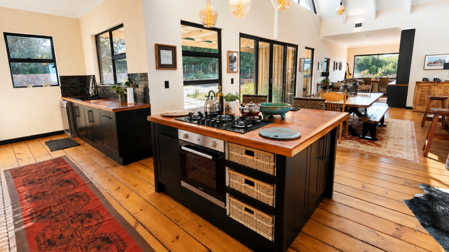 4 Bedroom Property for Sale in Hansmoeskraal A H Western Cape